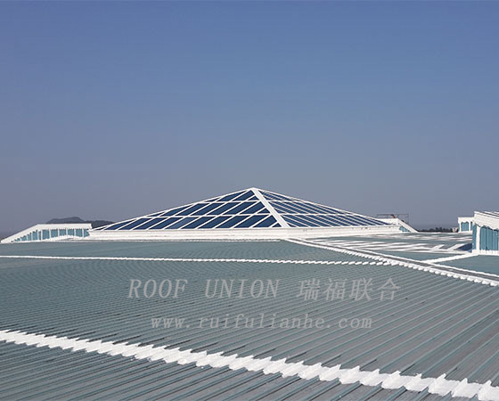 珠海机场钢结构屋面防水工程