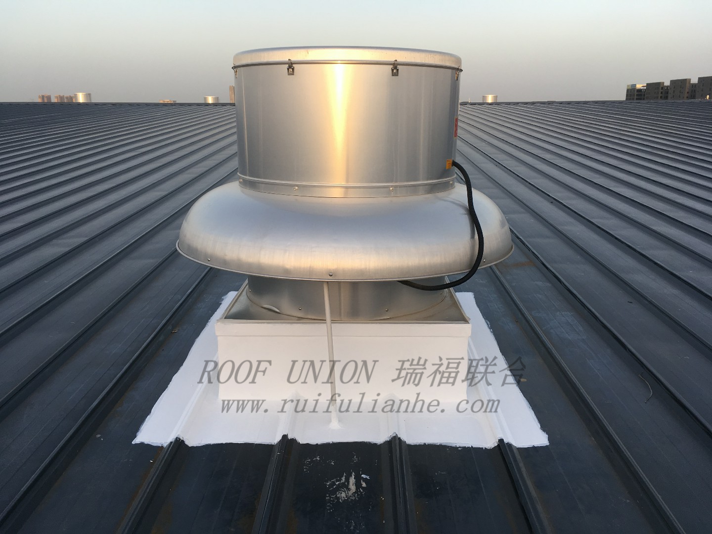 郑州比克电池有限公司金属屋面风机底座防水工程
