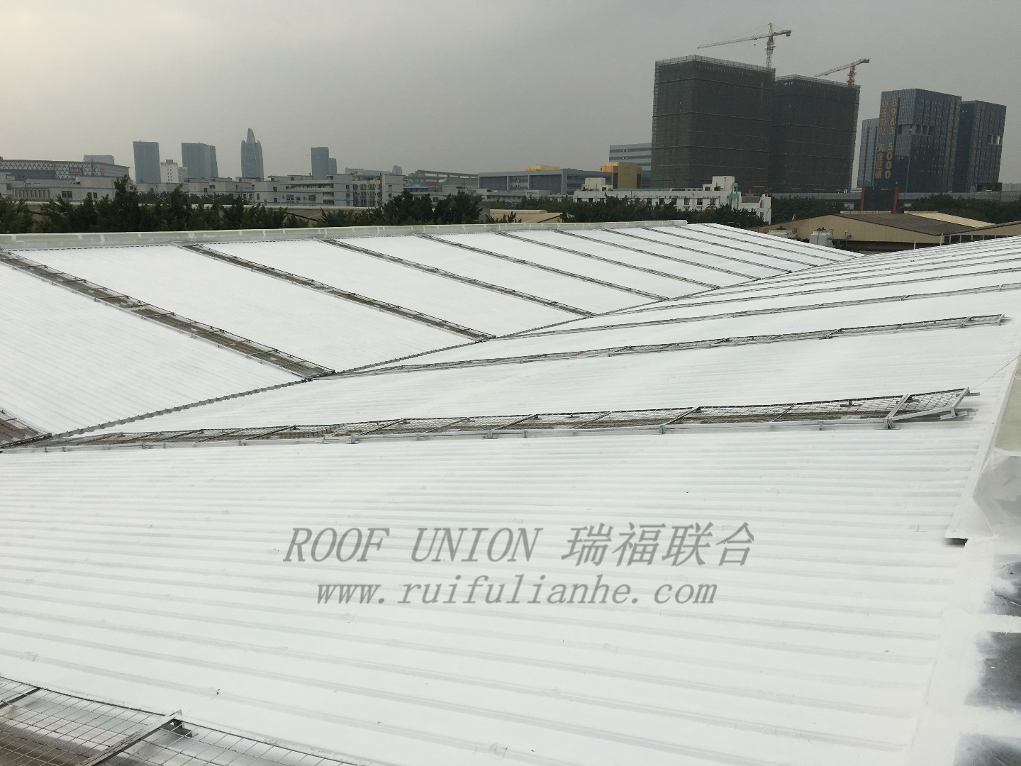 深圳大型中央空调制造企业金属屋面防腐工程二期