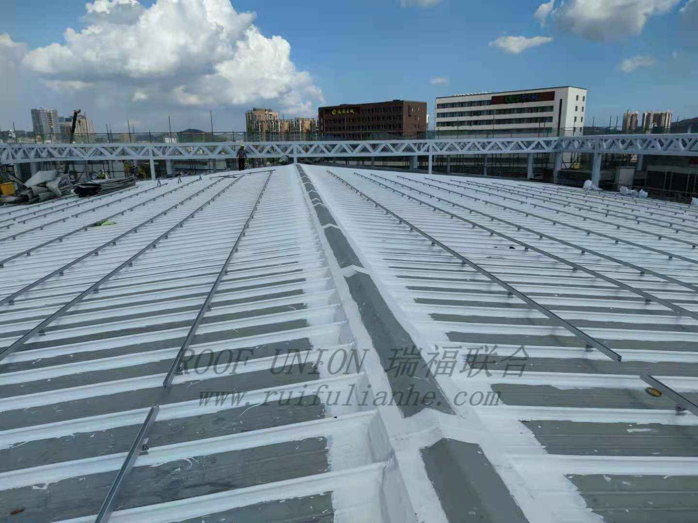 深圳国际低碳城钢结构屋面防水工程