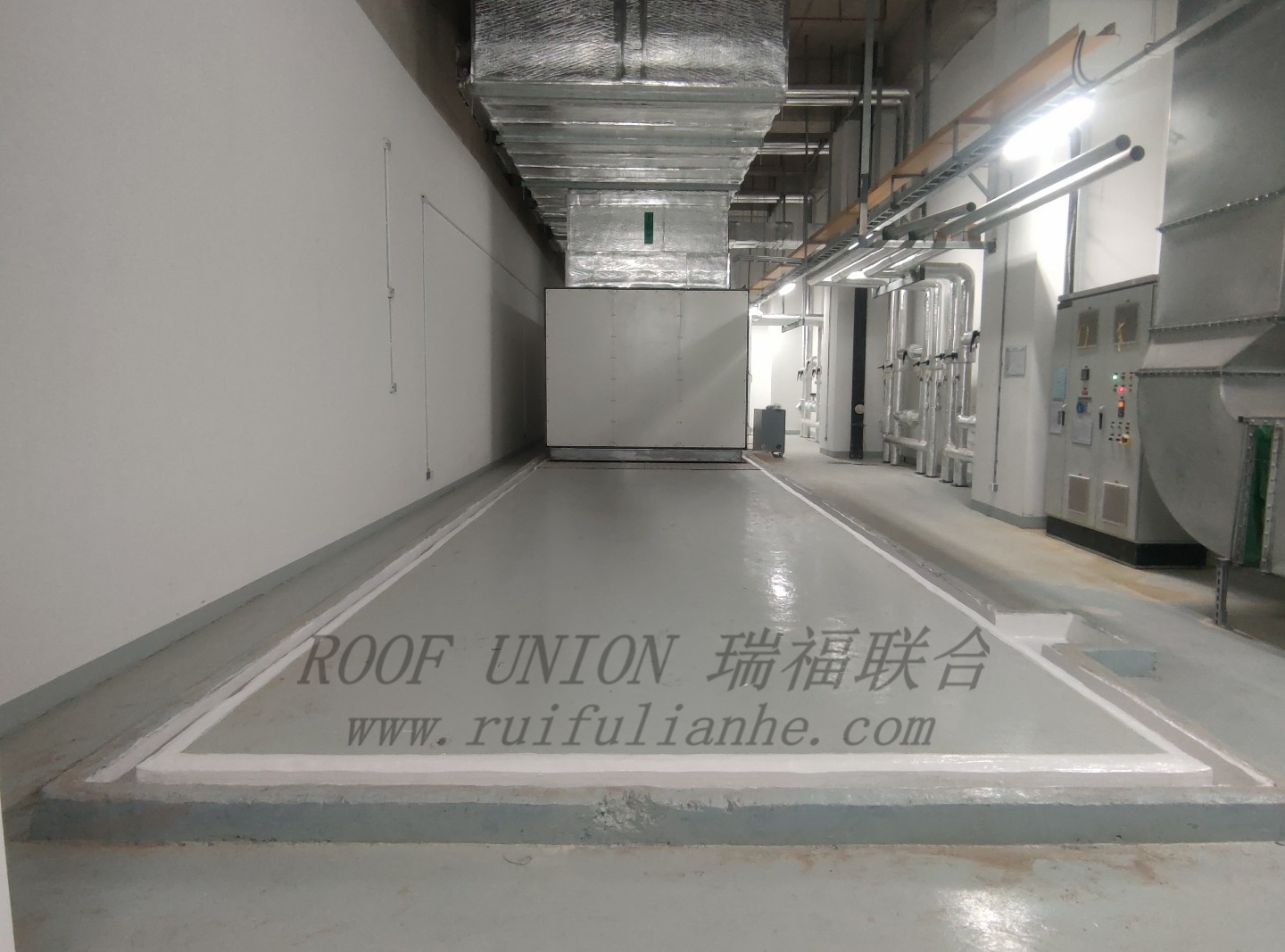  广东某大型半导体生产企业设备机房围堰防水工程